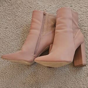 Elegant Tan Ankle Boots